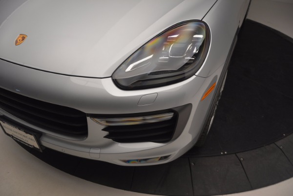 Used 2016 Porsche Cayenne Turbo for sale Sold at Aston Martin of Greenwich in Greenwich CT 06830 14