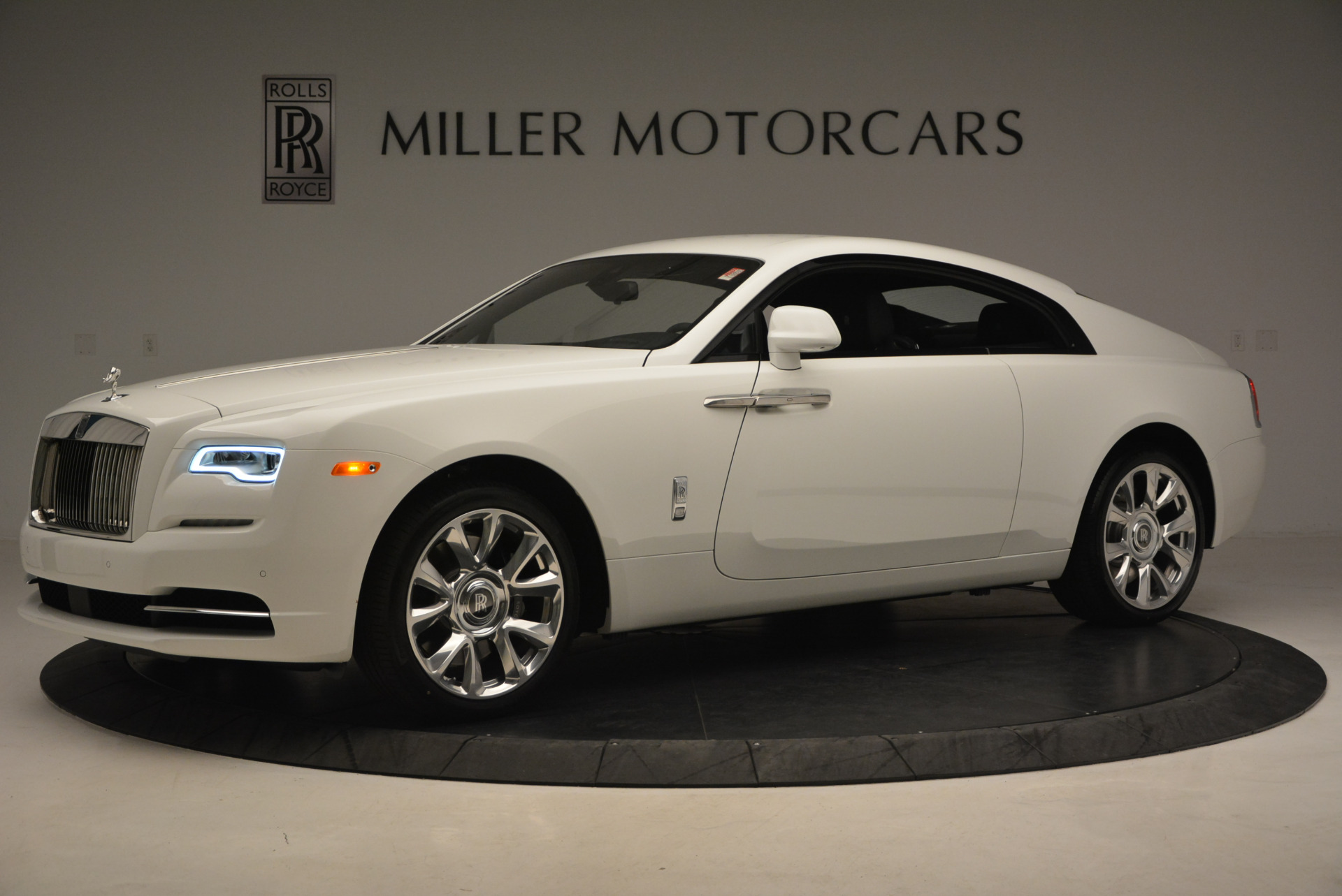 First Drive 2017 RollsRoyce Wraith Black Badge