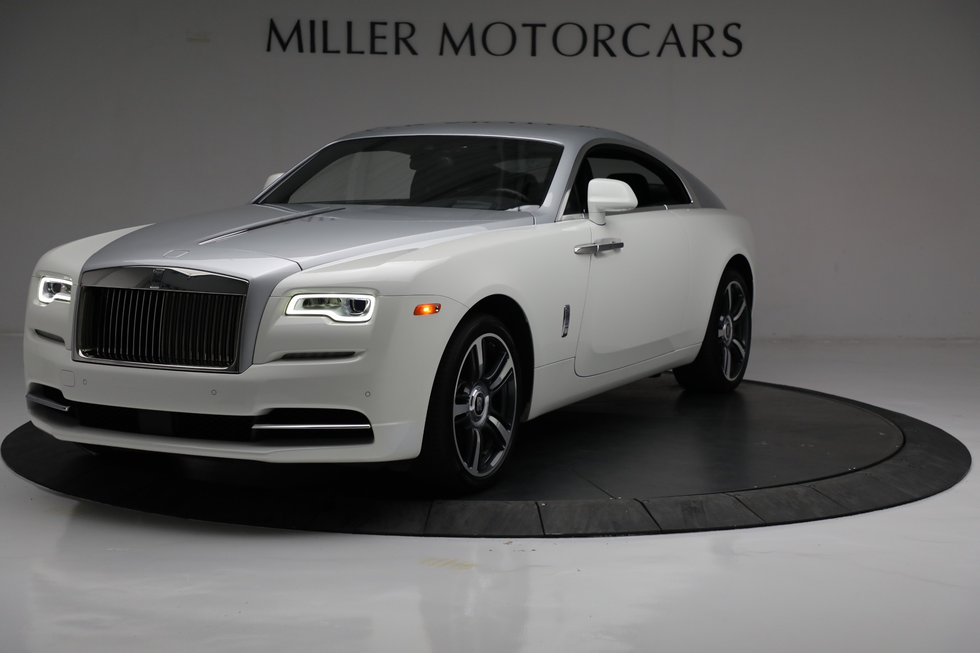 Used 2017 Rolls-Royce Wraith for sale Sold at Aston Martin of Greenwich in Greenwich CT 06830 1