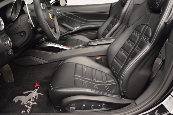 Used 2015 Ferrari California T for sale $155,900 at Aston Martin of Greenwich in Greenwich CT 06830 26