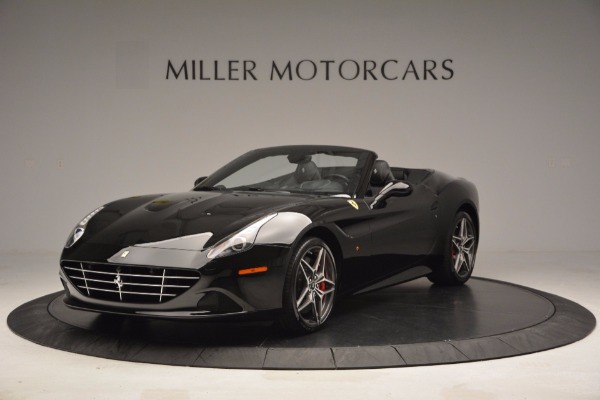Used 2015 Ferrari California T for sale $153,900 at Aston Martin of Greenwich in Greenwich CT 06830 1