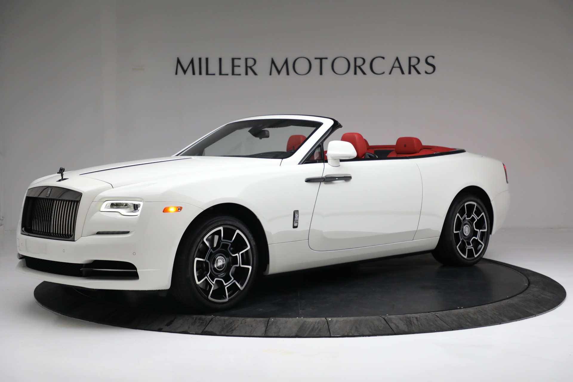 Used 2018 Rolls-Royce Dawn Black Badge for sale $289,900 at Aston Martin of Greenwich in Greenwich CT 06830 1