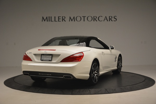 Used 2015 Mercedes Benz SL-Class SL 550 for sale Sold at Aston Martin of Greenwich in Greenwich CT 06830 20