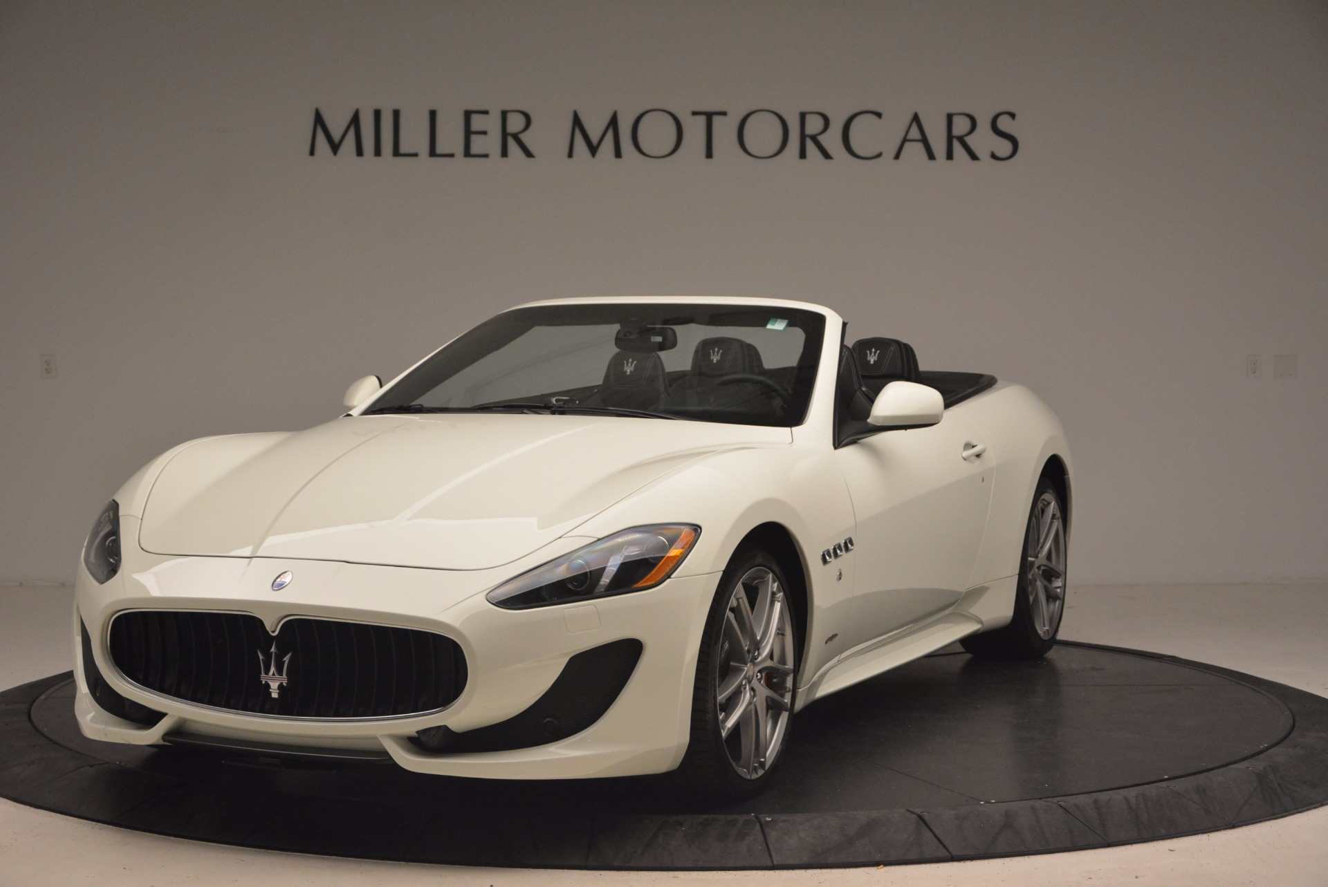 Used 2016 Maserati GranTurismo Sport for sale Sold at Aston Martin of Greenwich in Greenwich CT 06830 1