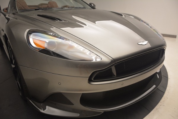 Used 2018 Aston Martin Vanquish S Convertible for sale Sold at Aston Martin of Greenwich in Greenwich CT 06830 28