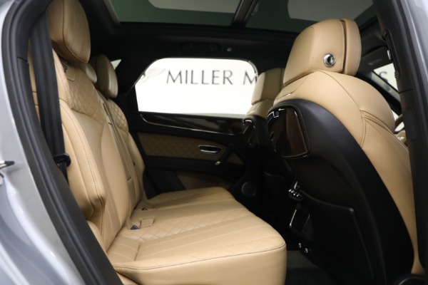 Used 2018 Bentley Bentayga W12 Signature Edition for sale Sold at Aston Martin of Greenwich in Greenwich CT 06830 26