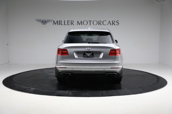 Used 2018 Bentley Bentayga W12 Signature Edition for sale Sold at Aston Martin of Greenwich in Greenwich CT 06830 6
