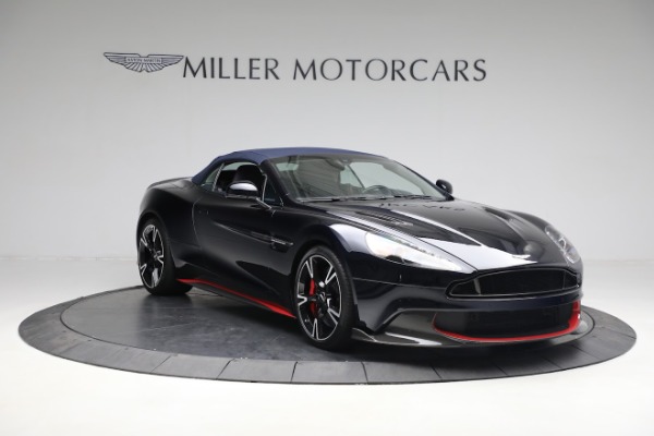 Used 2018 Aston Martin Vanquish S Volante for sale $259,900 at Aston Martin of Greenwich in Greenwich CT 06830 18