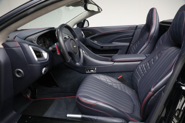 Used 2018 Aston Martin Vanquish S Volante for sale $259,900 at Aston Martin of Greenwich in Greenwich CT 06830 20