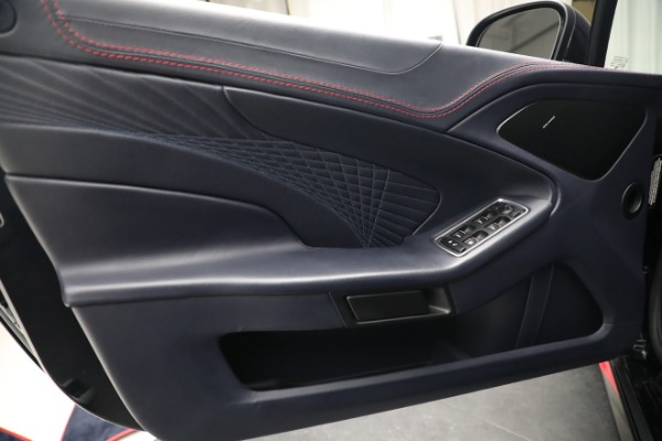 Used 2018 Aston Martin Vanquish S Volante for sale $259,900 at Aston Martin of Greenwich in Greenwich CT 06830 26