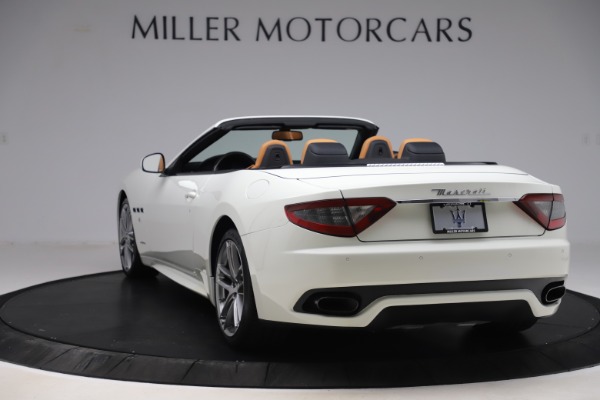 Used 2017 Maserati GranTurismo Convertible Sport for sale Sold at Aston Martin of Greenwich in Greenwich CT 06830 5