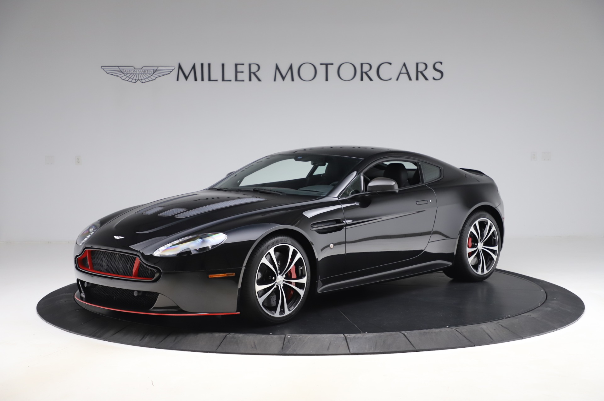 Used 2017 Aston Martin V12 Vantage S Coupe for sale Sold at Aston Martin of Greenwich in Greenwich CT 06830 1