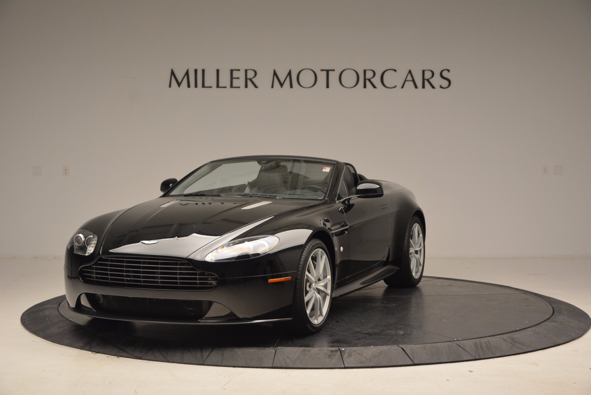 New 2016 Aston Martin V8 Vantage Roadster for sale Sold at Aston Martin of Greenwich in Greenwich CT 06830 1