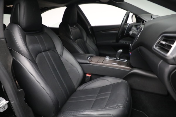 Used 2018 Maserati Ghibli S Q4 Gransport for sale $58,900 at Aston Martin of Greenwich in Greenwich CT 06830 24