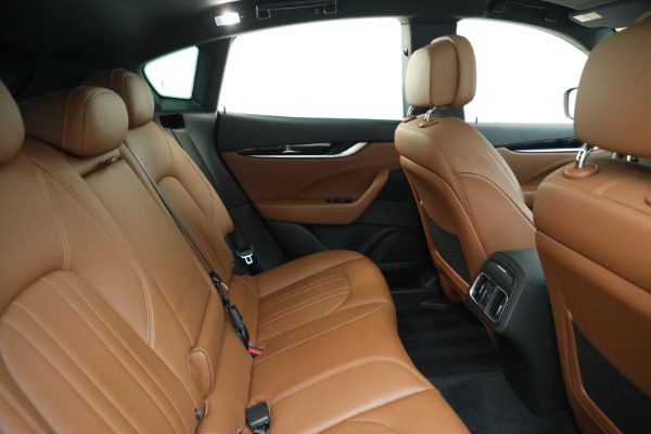Used 2018 Maserati Levante Q4 for sale Sold at Aston Martin of Greenwich in Greenwich CT 06830 25