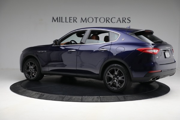 Used 2018 Maserati Levante Q4 for sale Sold at Aston Martin of Greenwich in Greenwich CT 06830 4