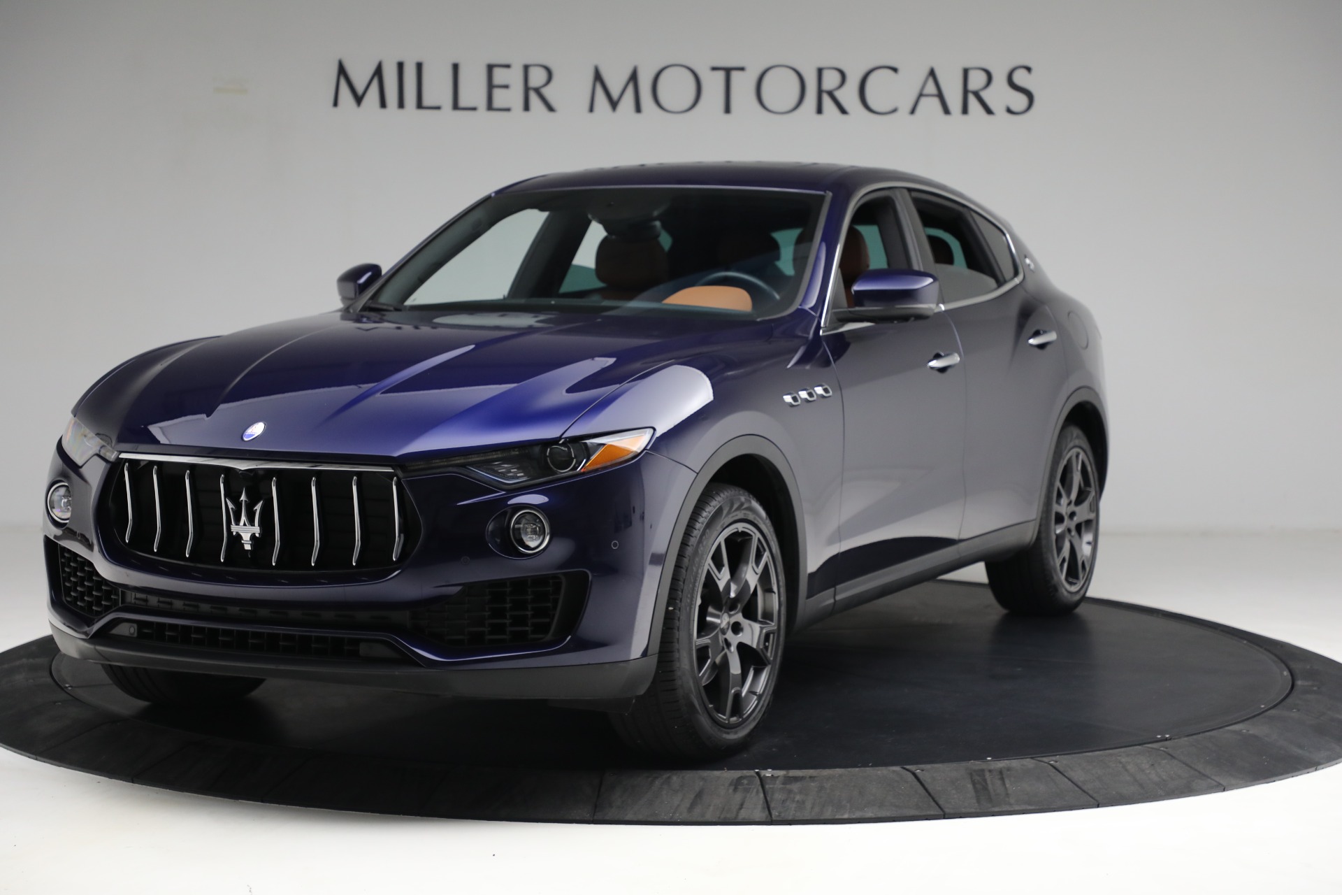 Used 2018 Maserati Levante Q4 for sale Sold at Aston Martin of Greenwich in Greenwich CT 06830 1