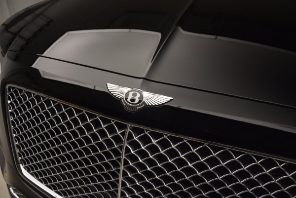Used 2018 Bentley Bentayga Onyx for sale $145,900 at Aston Martin of Greenwich in Greenwich CT 06830 16