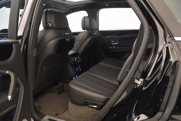 Used 2018 Bentley Bentayga Onyx for sale $145,900 at Aston Martin of Greenwich in Greenwich CT 06830 22