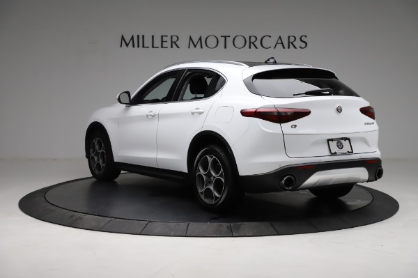 Used 2018 Alfa Romeo Stelvio Q4 for sale Sold at Aston Martin of Greenwich in Greenwich CT 06830 5