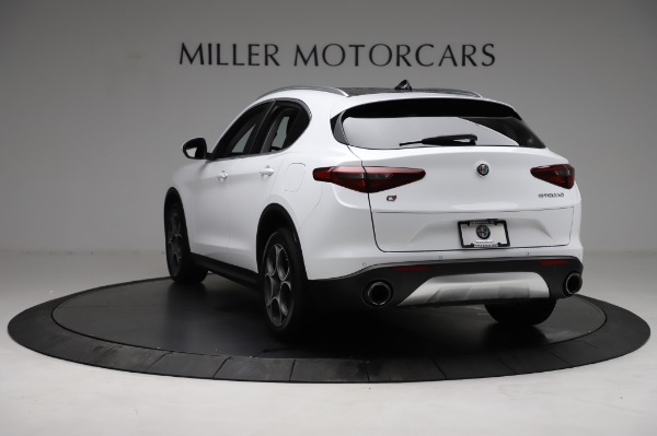 Used 2018 Alfa Romeo Stelvio Q4 for sale Sold at Aston Martin of Greenwich in Greenwich CT 06830 6