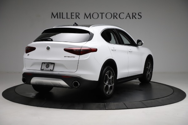 Used 2018 Alfa Romeo Stelvio Q4 for sale Sold at Aston Martin of Greenwich in Greenwich CT 06830 8