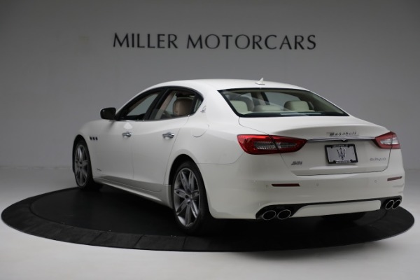 Used 2018 Maserati Quattroporte S Q4 GranLusso for sale Sold at Aston Martin of Greenwich in Greenwich CT 06830 5