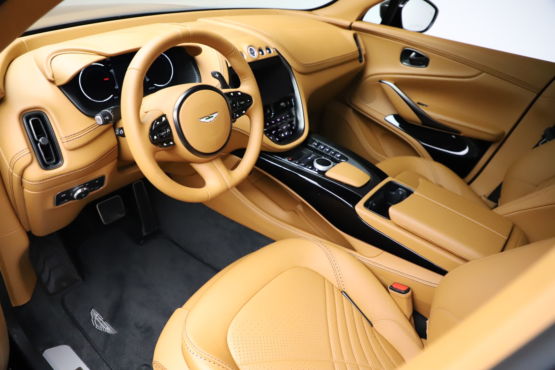New 2020 Aston Martin Dbx Suv For Sale Special Pricing Aston
