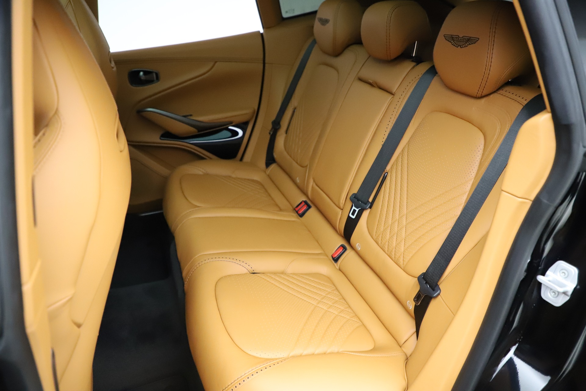 New 2020 Aston Martin Dbx Suv For Sale Special Pricing Aston