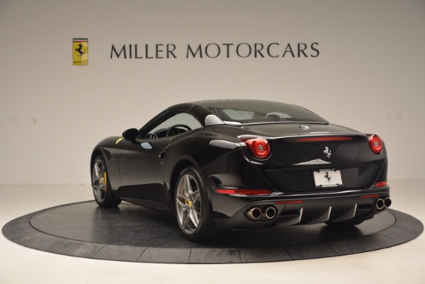 Used 2016 Ferrari California T for sale Sold at Aston Martin of Greenwich in Greenwich CT 06830 17