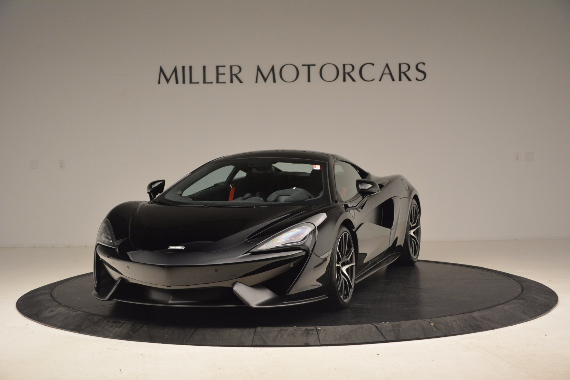 Used 2016 McLaren 570S for sale Sold at Aston Martin of Greenwich in Greenwich CT 06830 1