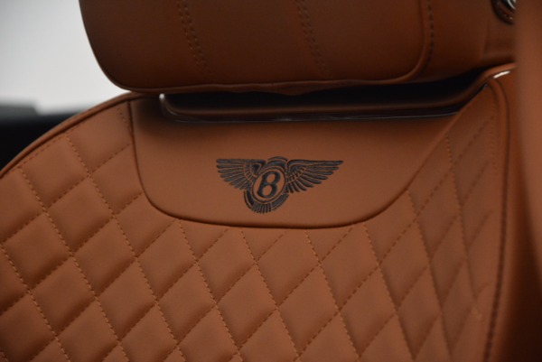 New 2018 Bentley Bentayga Signature for sale Sold at Aston Martin of Greenwich in Greenwich CT 06830 25
