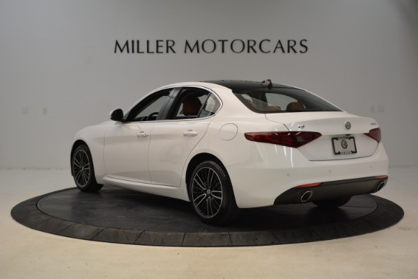 New 2018 Alfa Romeo Giulia Ti Lusso Q4 for sale Sold at Aston Martin of Greenwich in Greenwich CT 06830 5