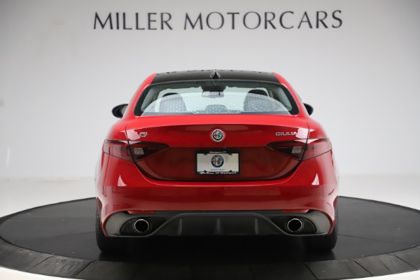 Used 2018 Alfa Romeo Giulia Ti Sport Q4 for sale Sold at Aston Martin of Greenwich in Greenwich CT 06830 6