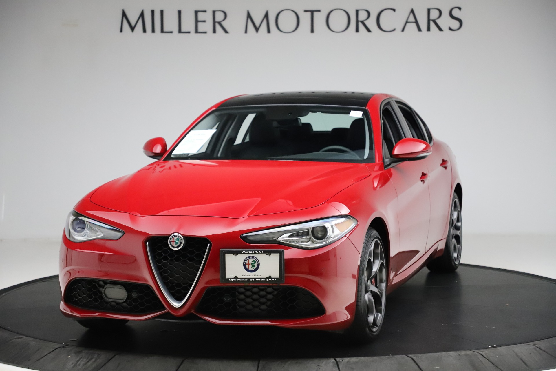 New 2018 Alfa Romeo Giulia Ti Sport Q4 for sale Sold at Aston Martin of Greenwich in Greenwich CT 06830 1