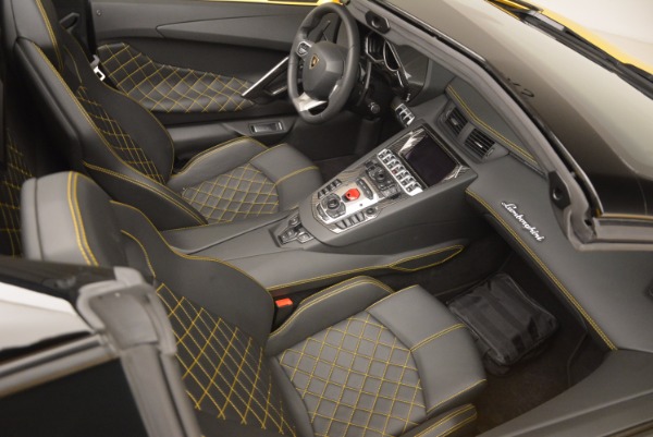 Used 2015 Lamborghini Aventador LP 700-4 Roadster for sale Sold at Aston Martin of Greenwich in Greenwich CT 06830 21