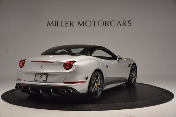 Used 2015 Ferrari California T for sale Sold at Aston Martin of Greenwich in Greenwich CT 06830 19