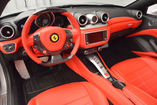 Used 2015 Ferrari California T for sale Sold at Aston Martin of Greenwich in Greenwich CT 06830 25