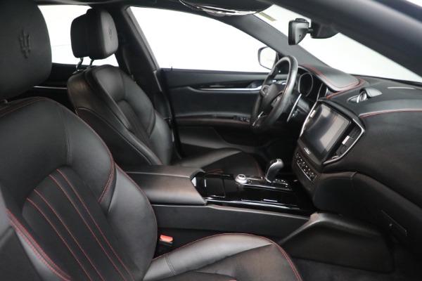 Used 2018 Maserati Ghibli S Q4 for sale $34,900 at Aston Martin of Greenwich in Greenwich CT 06830 17