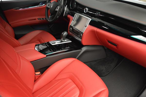 New 2016 Maserati Quattroporte S Q4  *******      DEALERS  DEMO for sale Sold at Miller Motorcars Aston Martin in Greenwich CT 06830 21