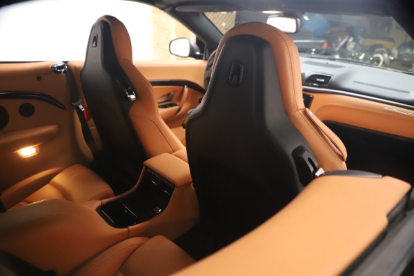 Used 2018 Maserati GranTurismo Sport Convertible for sale $109,900 at Aston Martin of Greenwich in Greenwich CT 06830 26