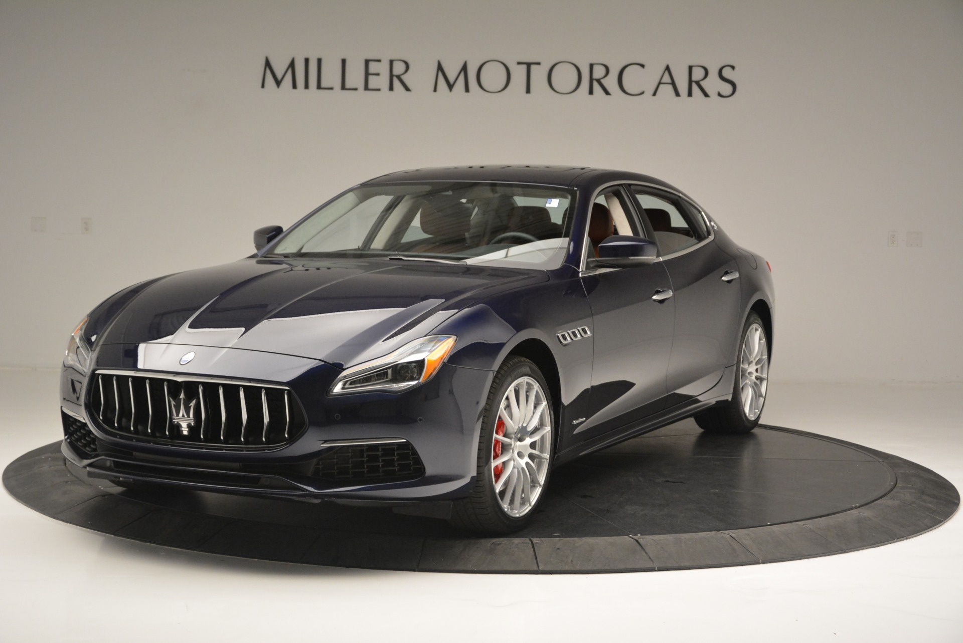 New 2018 Maserati Quattroporte S Q4 GranLusso for sale Sold at Aston Martin of Greenwich in Greenwich CT 06830 1