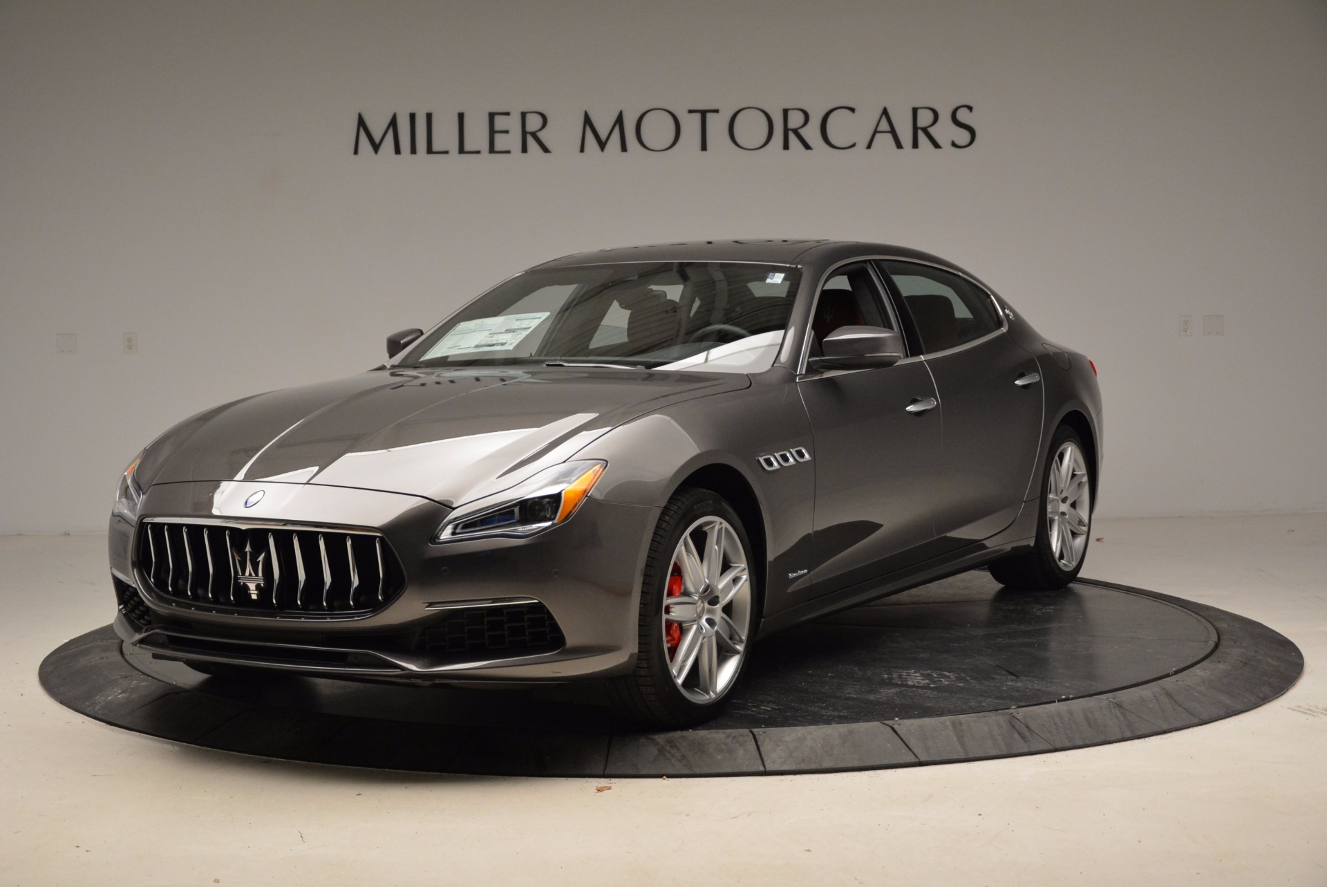 New 2018 Maserati Quattroporte S Q4 GranLusso for sale Sold at Aston Martin of Greenwich in Greenwich CT 06830 1