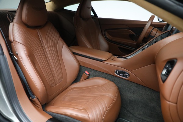 Used 2018 Aston Martin DB11 V12 for sale $127,900 at Aston Martin of Greenwich in Greenwich CT 06830 26