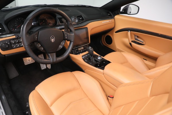 Used 2018 Maserati GranTurismo MC Convertible for sale $116,900 at Aston Martin of Greenwich in Greenwich CT 06830 19