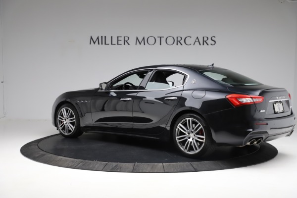 Used 2018 Maserati Ghibli S Q4 Gransport for sale Sold at Aston Martin of Greenwich in Greenwich CT 06830 4