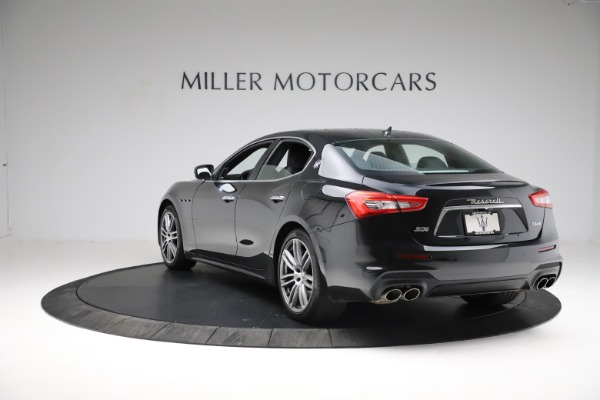 Used 2018 Maserati Ghibli S Q4 Gransport for sale Sold at Aston Martin of Greenwich in Greenwich CT 06830 5