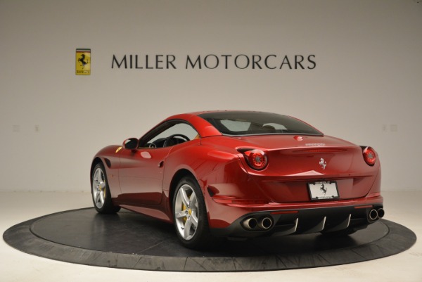 Used 2015 Ferrari California T for sale Sold at Aston Martin of Greenwich in Greenwich CT 06830 17