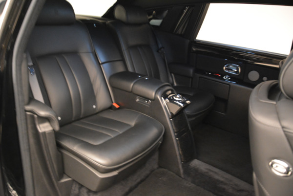 Used 2014 Rolls-Royce Phantom EWB for sale Sold at Aston Martin of Greenwich in Greenwich CT 06830 14