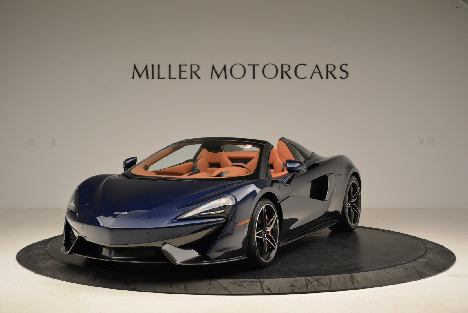 New 2018 McLaren 570S Spider for sale Sold at Aston Martin of Greenwich in Greenwich CT 06830 1